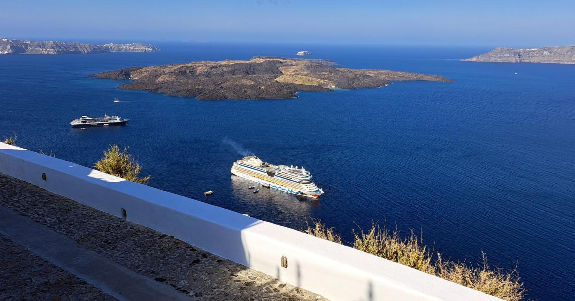 Yposkafo Suites - Studio - Santorini Fira  Exterior photo