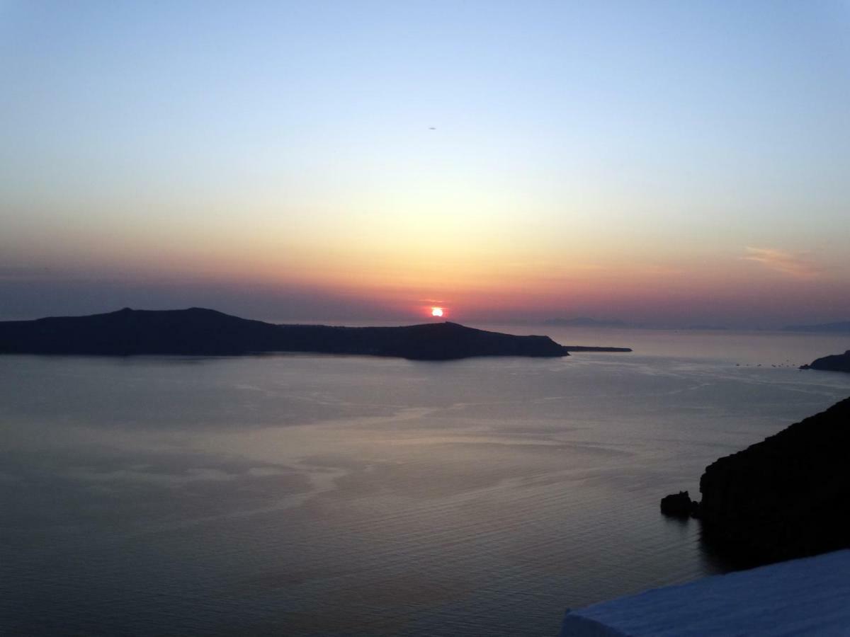 Yposkafo Suites - Studio - Santorini Fira  Exterior photo